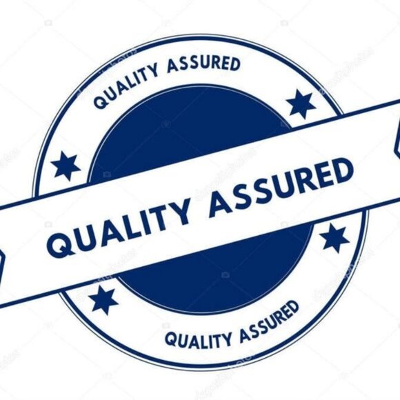 Stunning Garnet Gemstone and Sterling Silver Necklace and Earrings - Picture 3 of 3